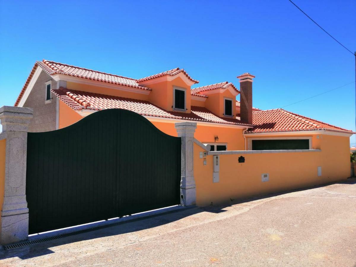 D'Yellow House - Beach And Countryside Carqueja ภายนอก รูปภาพ
